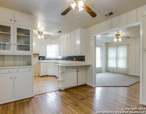 114 Aransas Pass Property Photo 6