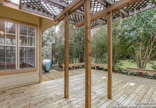 114 Aransas Pass Property Photo 8