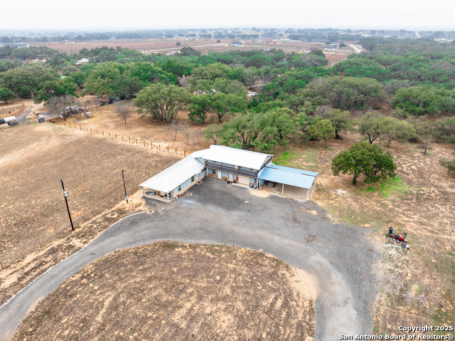 472 County Road 6723 Property Photo 2