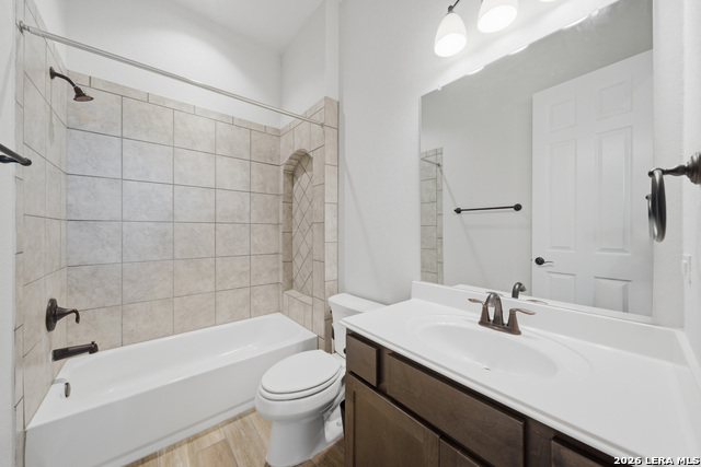 14726 Calamity Way Property Photo 4