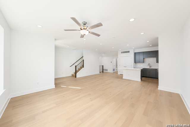 414 Santa Clara Pl Property Photo 11