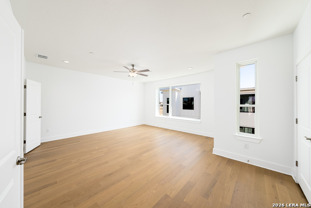 414 Santa Clara Pl Property Photo 23
