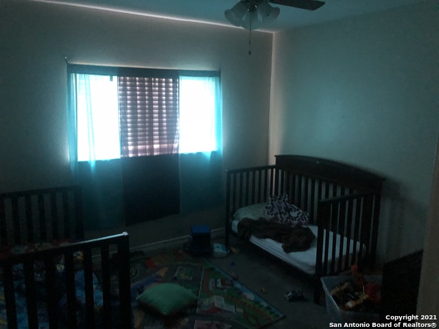 8515 Maple Ridge Dr Property Photo 6