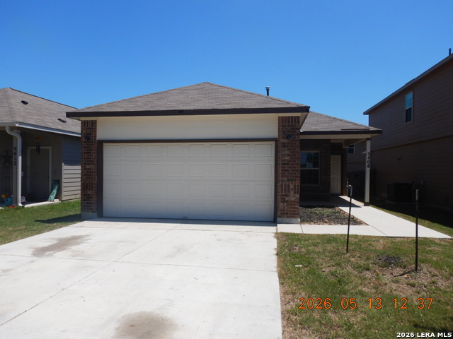 5408 Daniel Way Property Photo 1