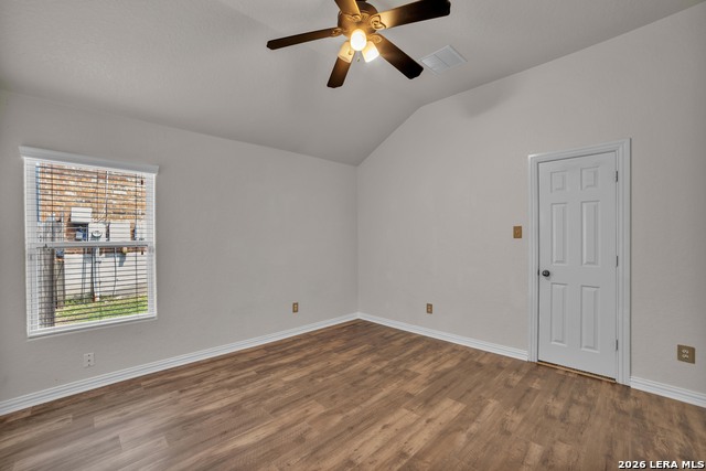 2803 Silverton Ct Property Photo 17