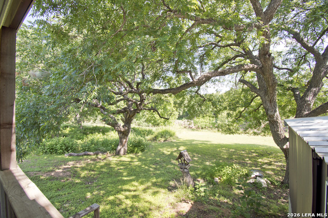 702 E Schubert Property Photo 32