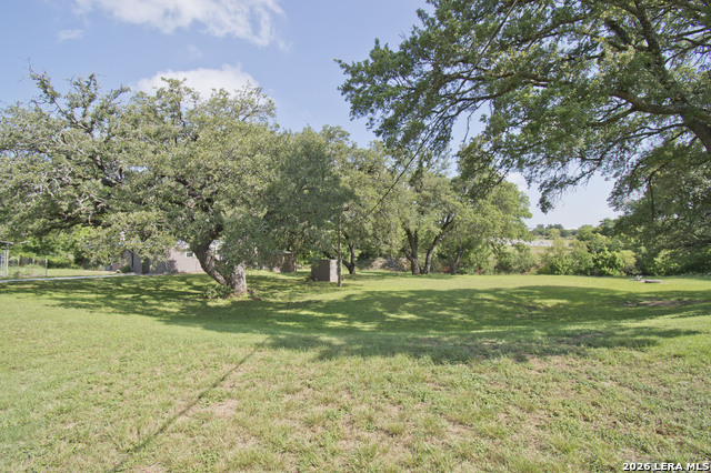 702 E Schubert Property Photo 33