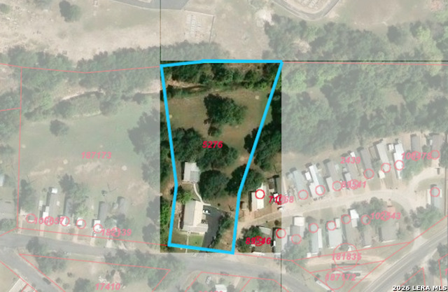 702 E Schubert Property Photo 38
