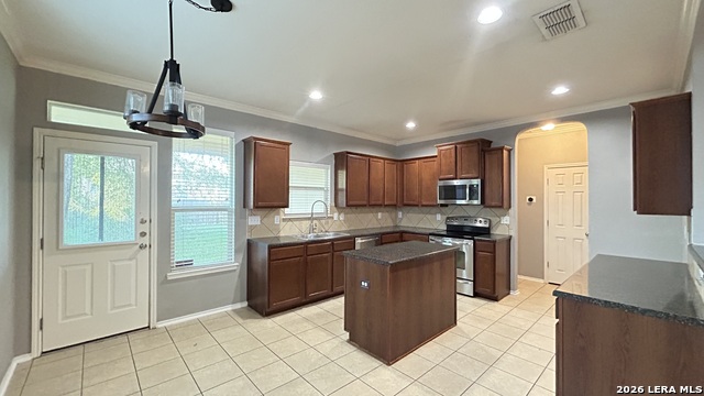 12155 Karnes Way Property Photo 7