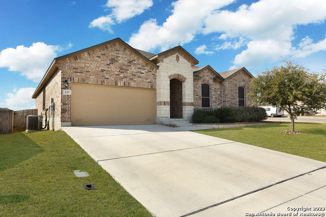 137 White Rock Property Photo 1