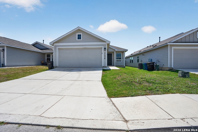 7238 Lincoln Trce Property Photo 1