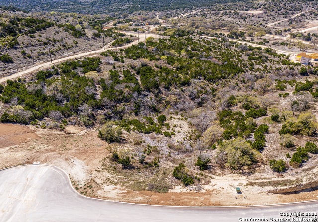 23023 Linwood Ridge Property Photo 6