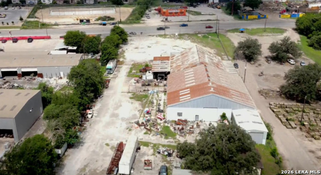 4902 Roosevelt Ave Property Photo 4