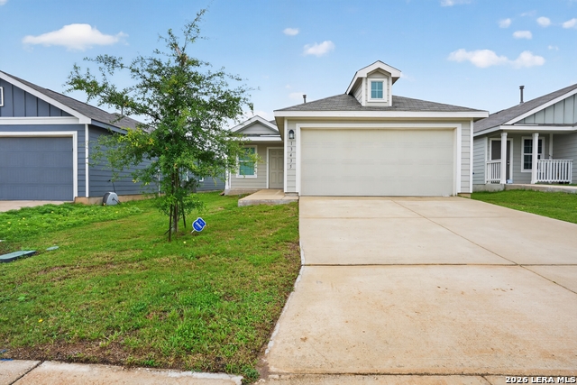 13435 Ashworth Blvd Property Photo 2
