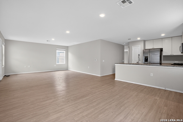 13435 Ashworth Blvd Property Photo 8