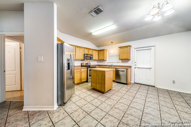 742 Sycamore Moon Property Photo 4