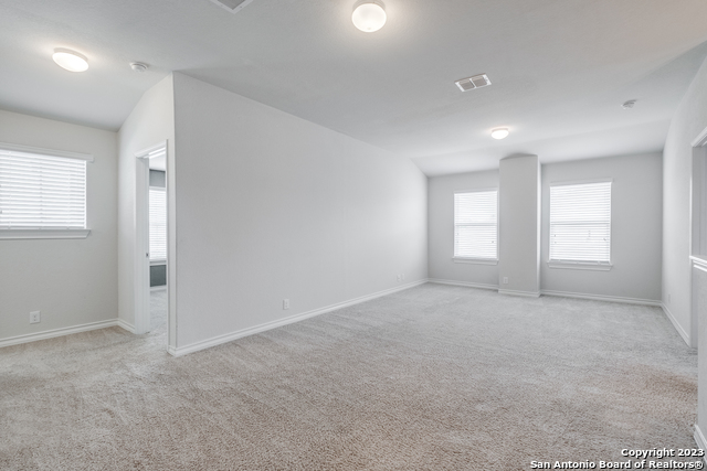 8927 Taylor Grv Property Photo 9