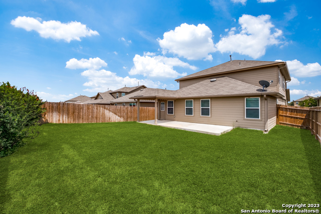 8927 Taylor Grv Property Photo 13