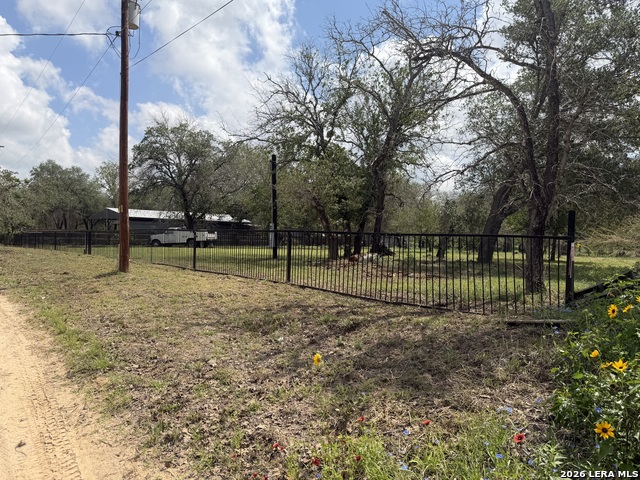 25594 Sunset Rd Property Photo 7