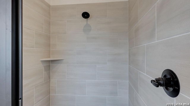 12708 Macar Manor Property Photo 18
