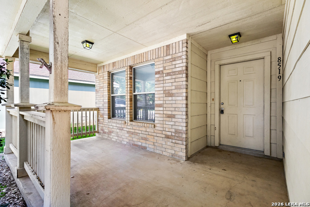 8519 Snakeweed Property Photo 3