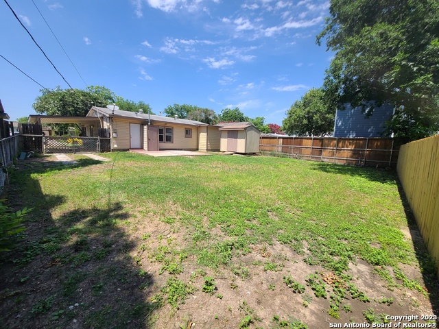114 Killarney Dr Property Photo 11