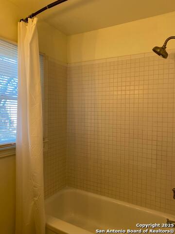 413 9th Property Photo 6