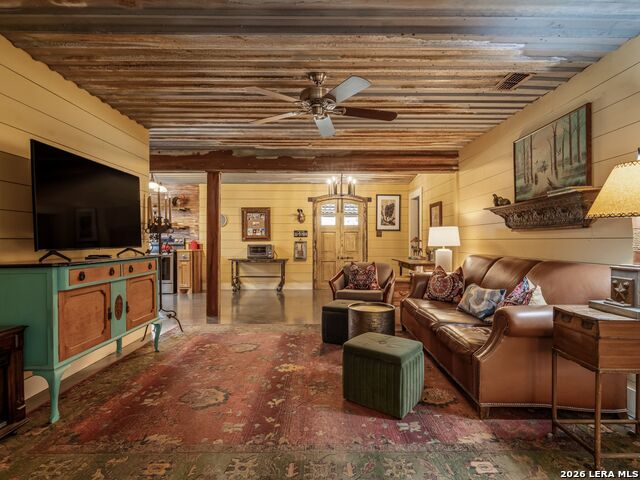 483 E Grand Oaks Dr Property Photo 12