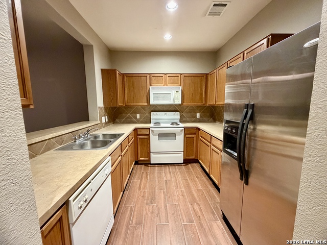 13416 Bristow Dawn Property Photo 5