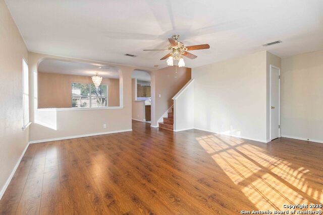 5207 Wood Glen Dr Property Photo 5