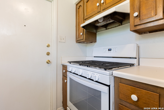 4910 Tennyson Dr Property Photo 14