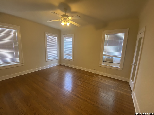 424 E Ashby Property Photo 9