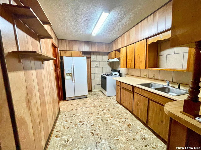 746 Gulf St. Property Photo 6