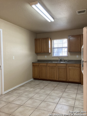 6358 W Commerce St Property Photo 5