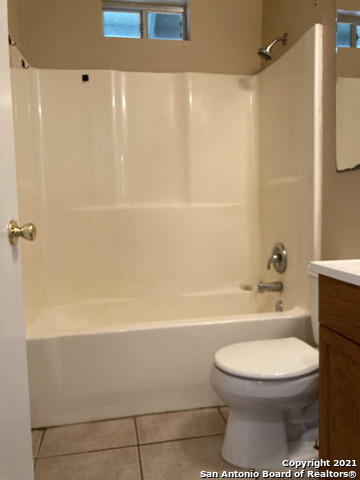 6358 W Commerce St Property Photo 10