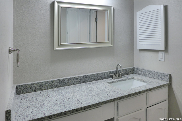 10318 Cone Hill Dr Property Photo 8