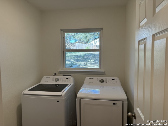 1703 Searcy Dr Property Photo 11