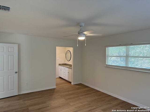 1703 Searcy Dr Property Photo 16