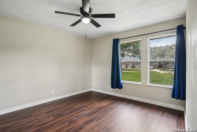 11935 Briarpath St Property Photo 5