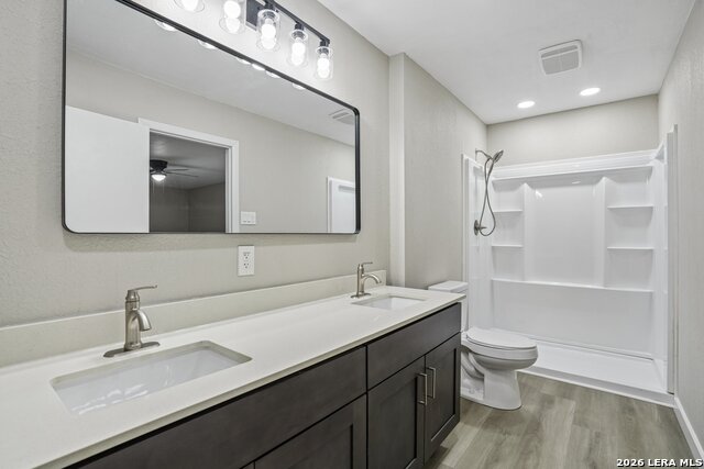 11935 Briarpath St Property Photo 6
