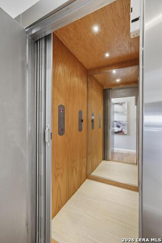 11002 Bar X Trl Property Photo 18