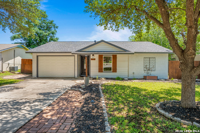 9816 Meadow Hl Property Photo 1