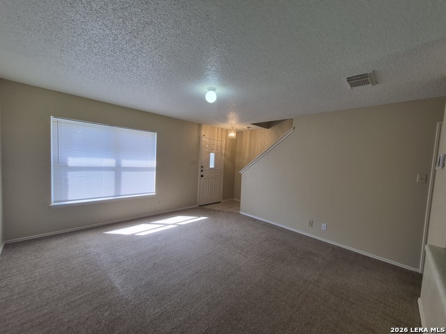 39 Weathering Creek Property Photo 5