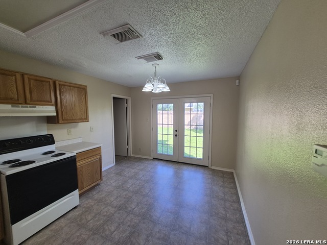 39 Weathering Creek Property Photo 6