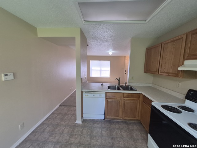 39 Weathering Creek Property Photo 8