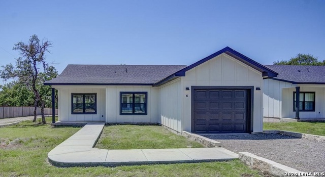 30652 Oakview Rd Property Photo 1