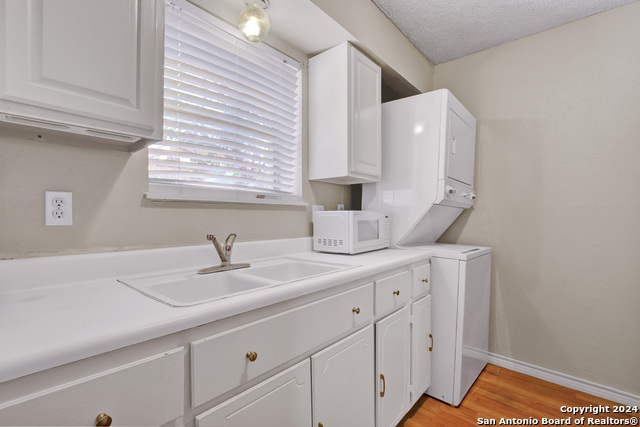 3243 Nacogdoches Rd Property Photo 13