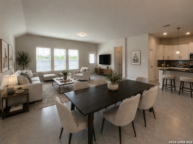 405 Sika Way Property Photo 3