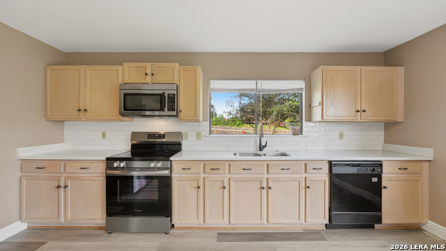 7338 Raintree Forest Property Photo 14