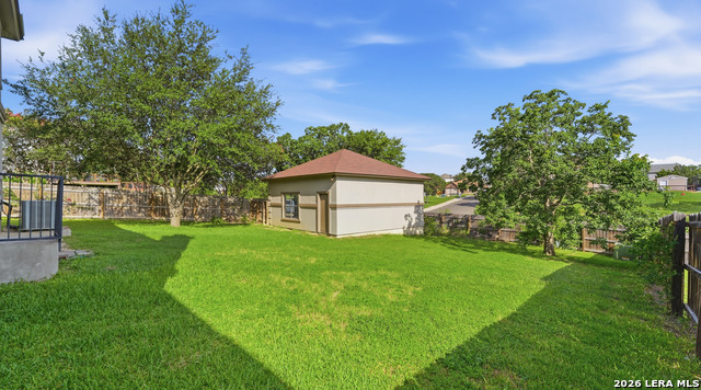 7338 Raintree Forest Property Photo 43